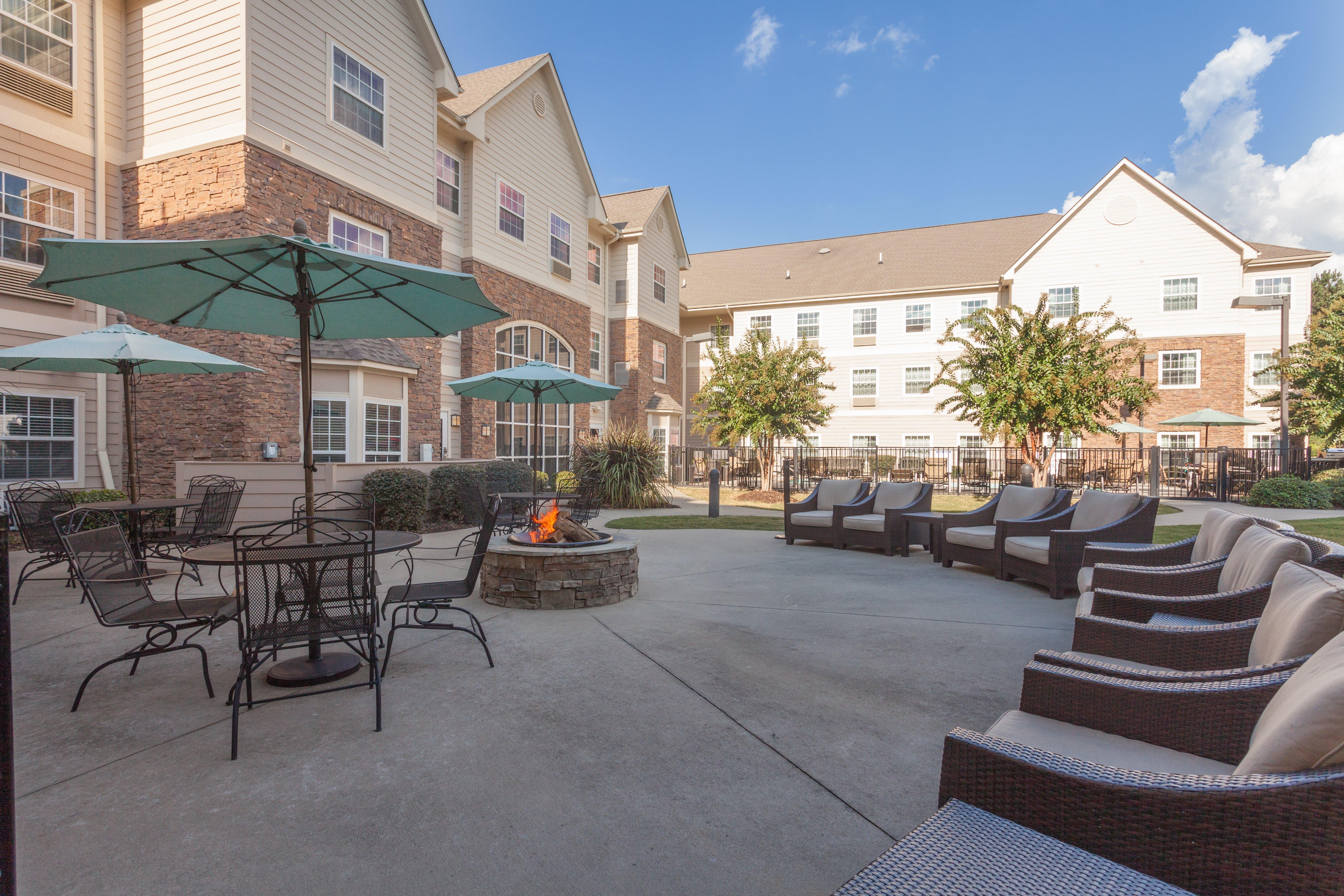 Hilton Greenville Exterior photo
